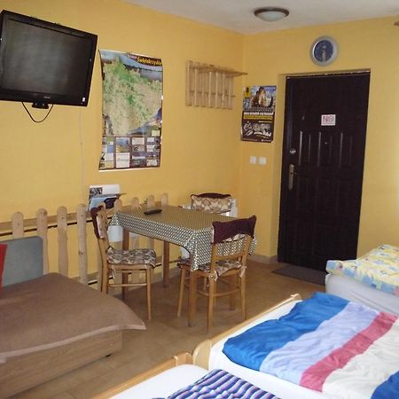 Agroturystyka Pod Rumakiem Chęciny المظهر الخارجي الصورة